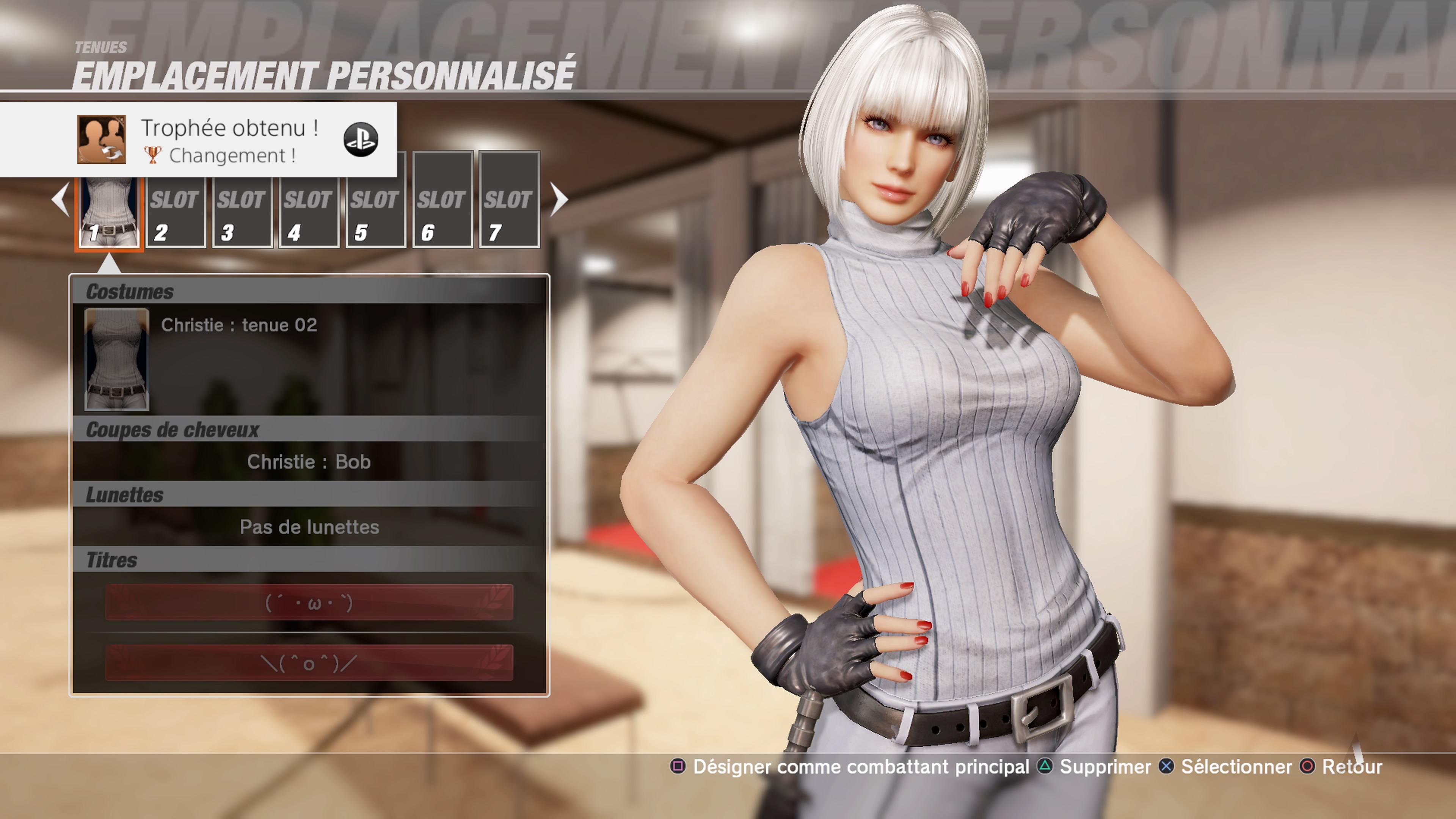 Le premier costume d'une longue série Le premier costume d'une longue série